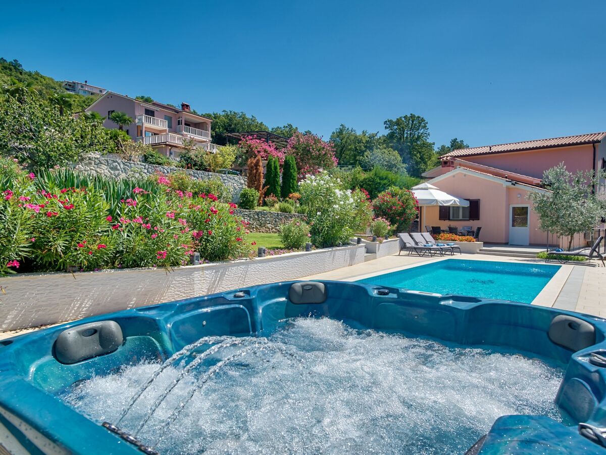 Holiday house Three bedroom house with terrace Ripenda, Labin K-12038