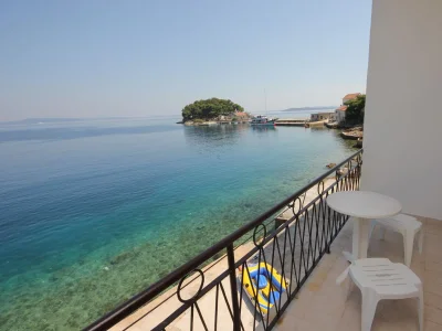 Apartment Two bedroom apartment near beach Savar, Dugi otok A-8079-a in Brbinj - Apartment