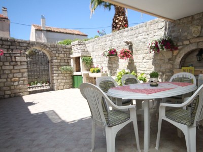 Apartment Apartments by the sea Osor, Lošinj - 8088 in Nerezine - Apartment