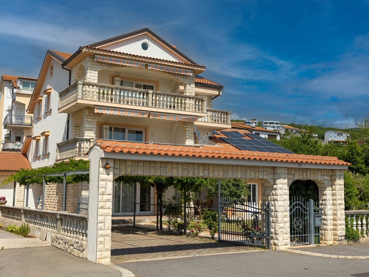Apartment One bedroom apartment with terrace Crikvenica A-5589-c - Outdoor photo 3
