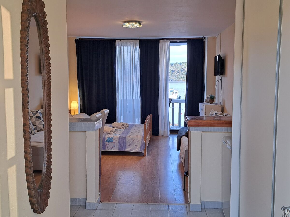 Apartment Studio flat near beach Lumbarda, Korčula AS-4385-b