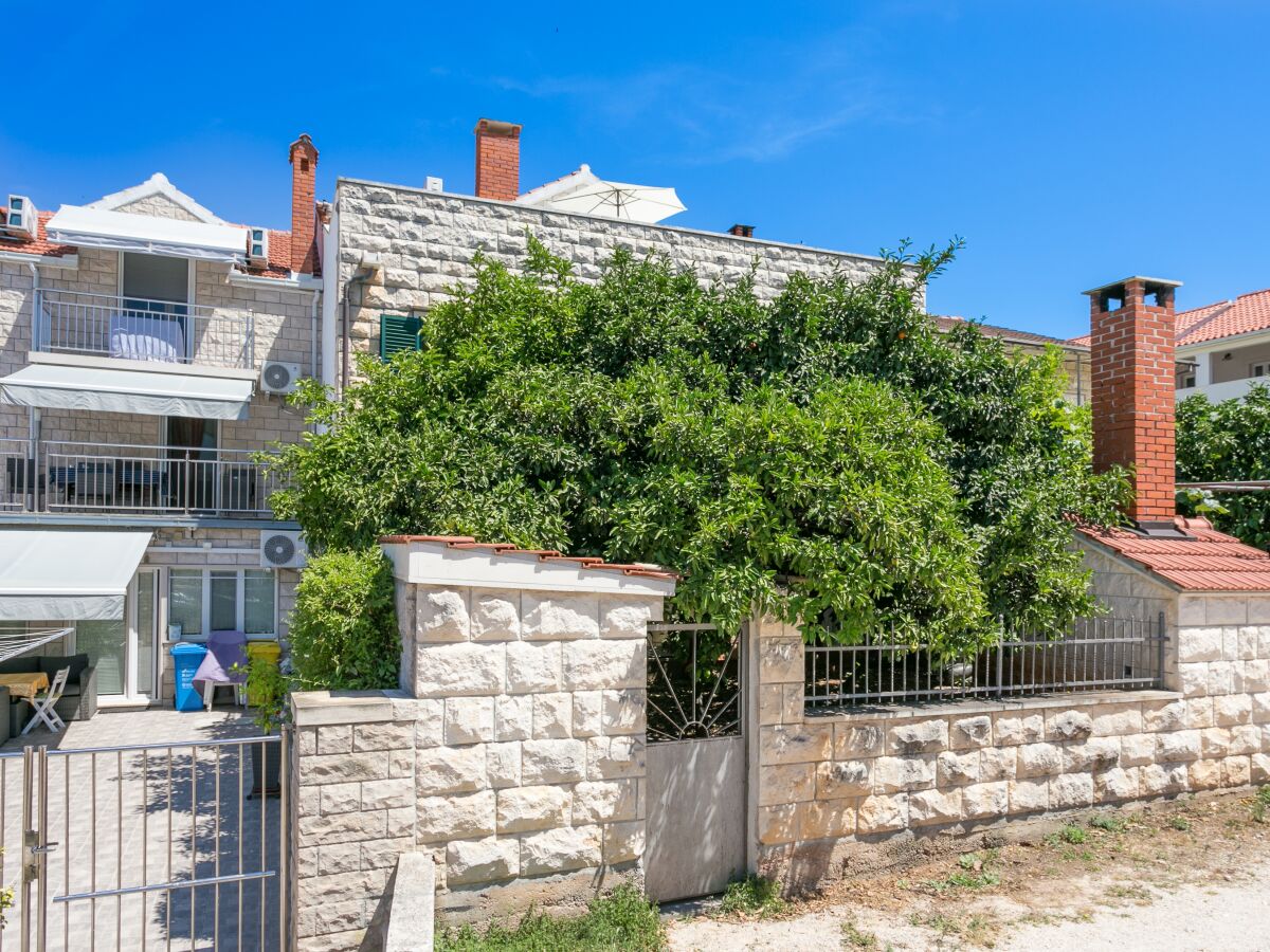 Holiday room with balcony and sea view Supetar, Brač S-5658-d - Outdoor photo 4