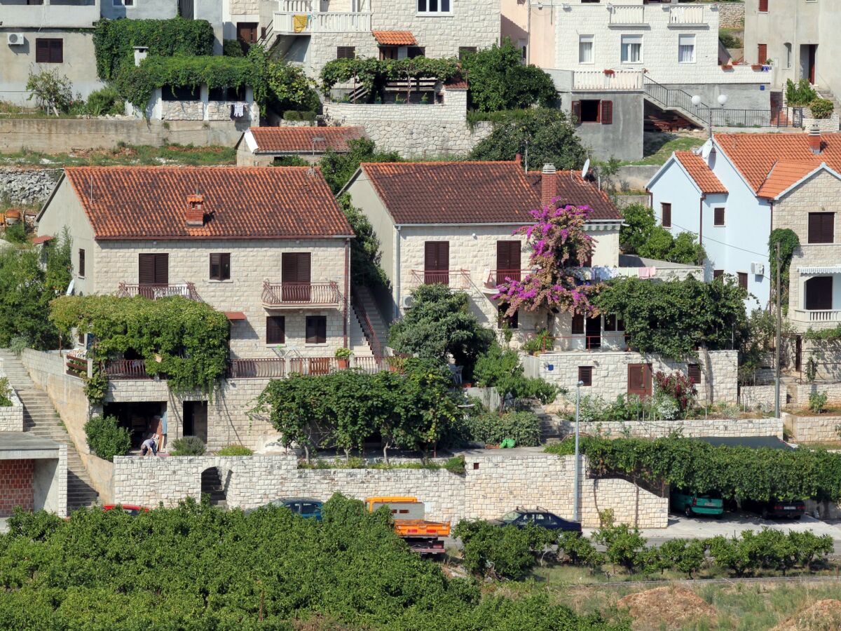 Apartment One bedroom apartment with terrace Postira, Brač A-5659-a - Outdoor photo 3