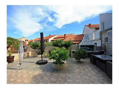 Apartment Studio flat with terrace Supetar, Brač AS-5665-a - Outdoor photo 7