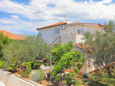 Holiday room with terrace and sea view Trogir S-4814-a - Outdoor photo 3