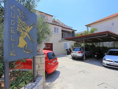 Holiday room with terrace and sea view Trogir S-4814-b - Outdoor photo 15