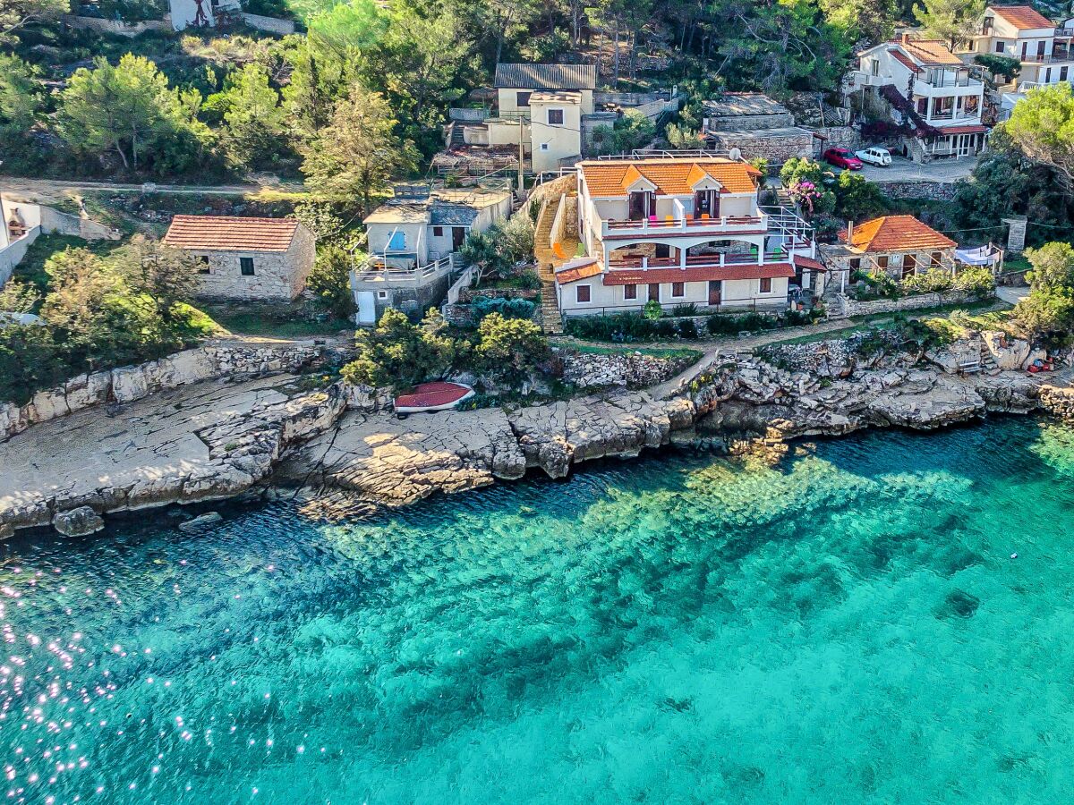 Apartment Two bedroom apartment near beach Basina, Hvar A-5699-d - Outdoor photo 2