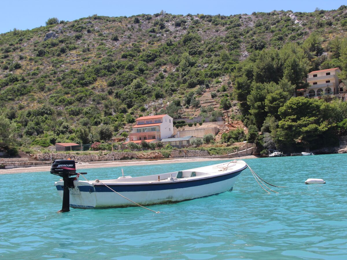 Apartment Two bedroom apartment near beach Cove Prapratna - Prapatna, Hvar A-5704-c - Outdoor photo 3