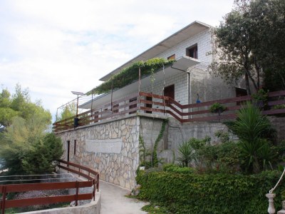 Apartment Two bedroom apartment near beach Cove Pobij, Hvar A-5712-a - Outdoor photo 2