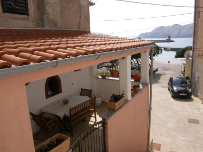 Apartment One bedroom apartment with terrace and sea view Baška, Krk A-19190-a - Outdoor photo 2