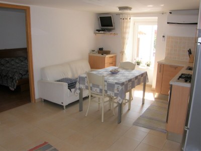 Apartment One bedroom apartment with terrace and sea view Baška, Krk A-19190-a - Outdoor photo 3
