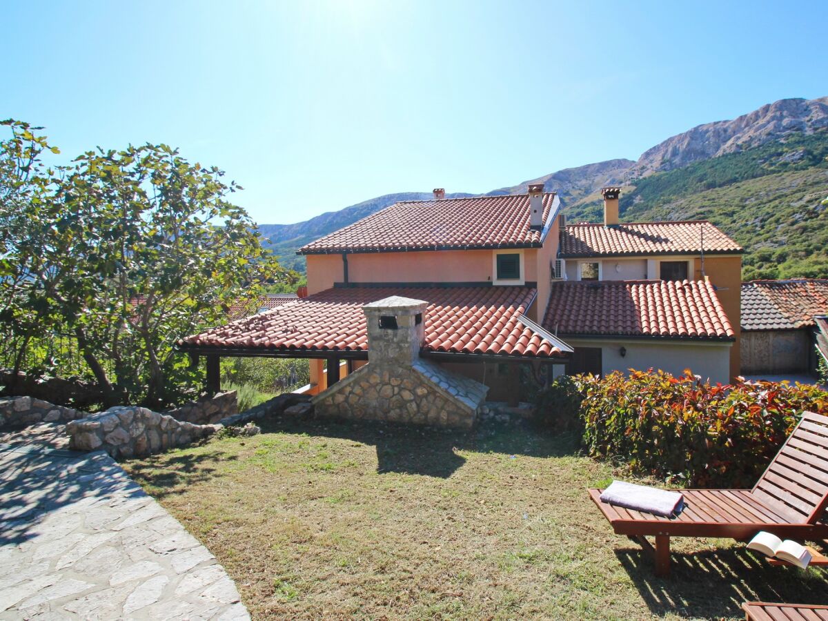 Holiday house Comfortable and spacious house with terrace Draga Bašćanska, Krk K-19204