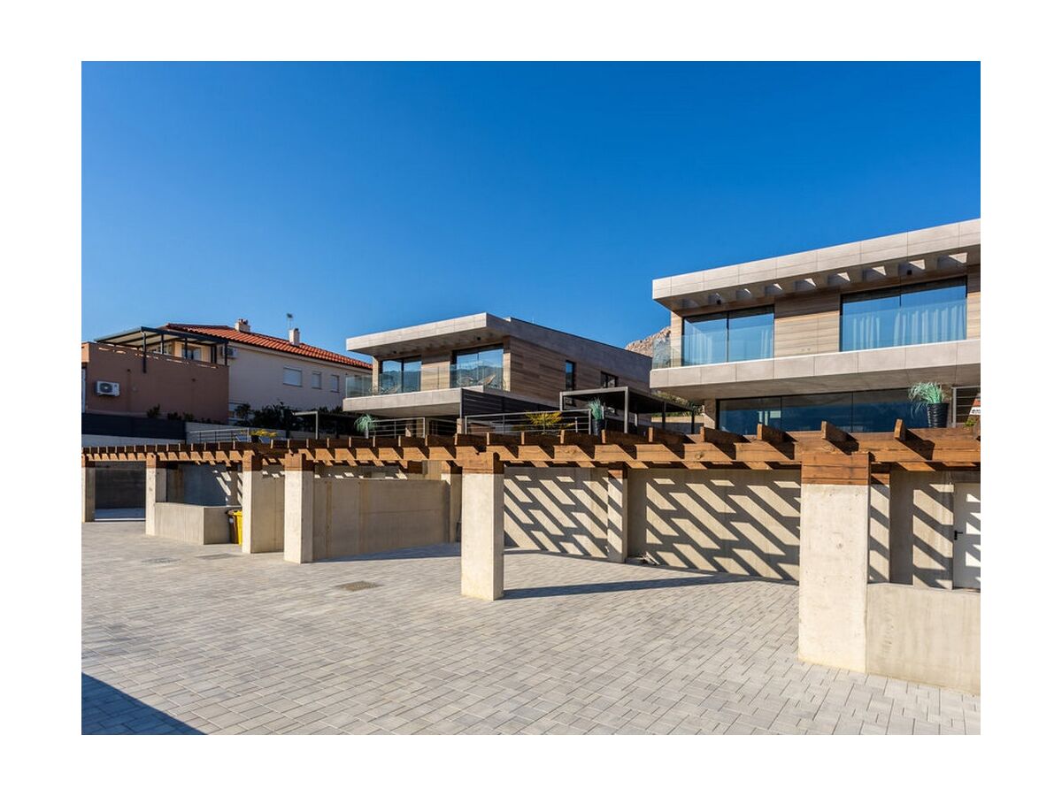 Villa Four-bedroom house with balcony Baška, Krk K-19534 - Outdoor photo 5