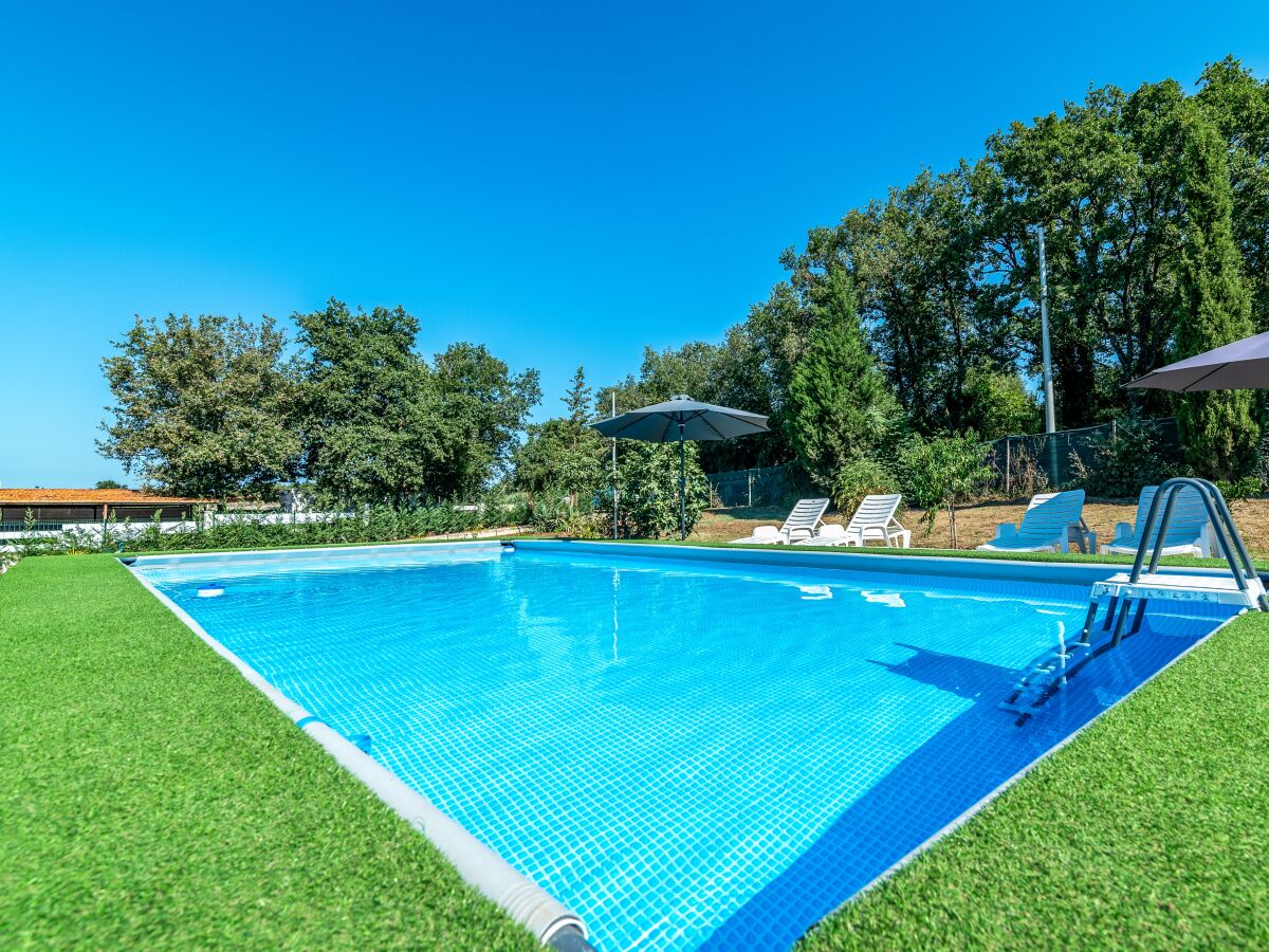 Holiday house Four-bedroom house with terrace Medulin K-21049