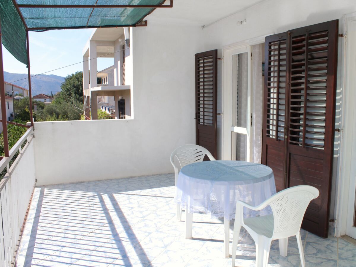 Apartment One bedroom apartment with terrace Stari Grad, Hvar A-5724-e