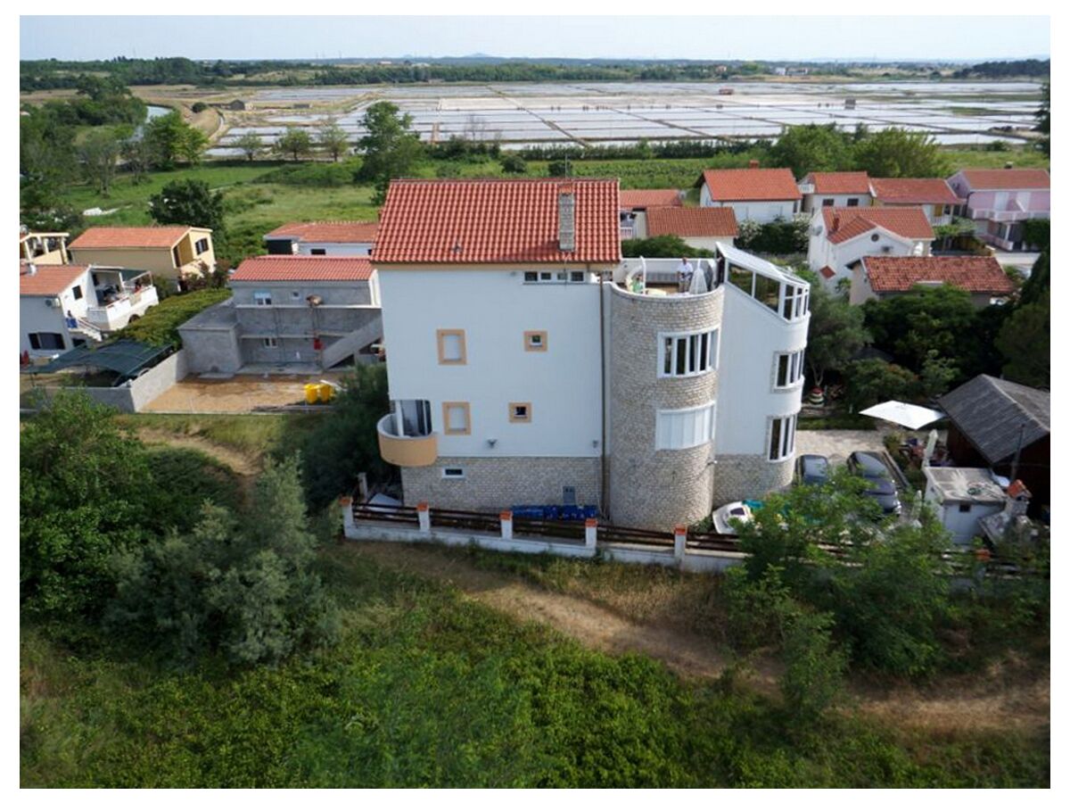 Holiday room with air-conditioning Nin, Zadar S-5858-b - Outdoor photo 4