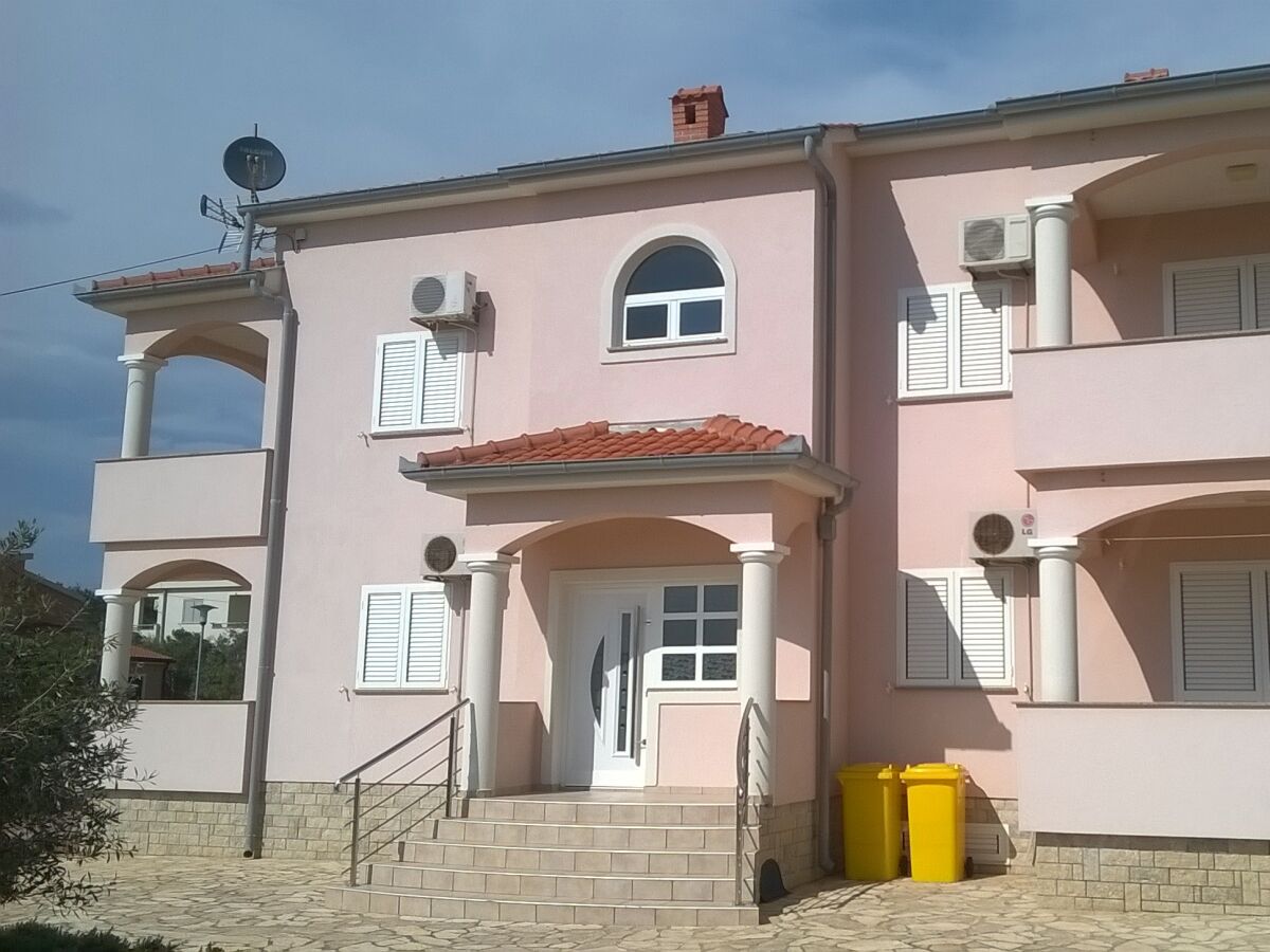 Apartment One bedroom apartment with terrace and sea view Vrsi - Mulo, Zadar A-5860-b - Outdoor photo 4