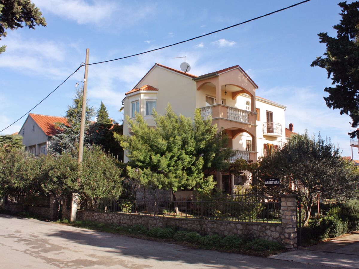 Apartment Two bedroom apartment with terrace Biograd na Moru, Biograd A-5899-d - Outdoor photo 3