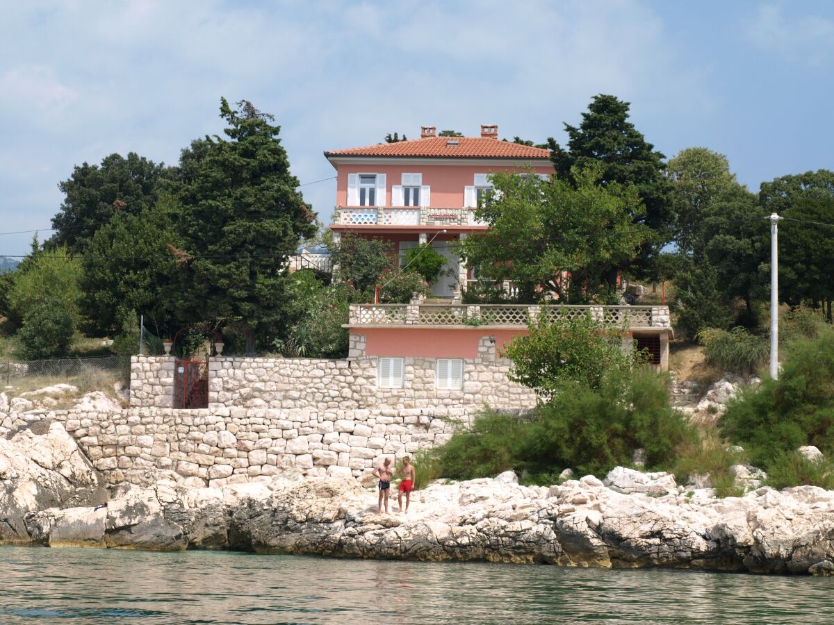 Apartment Two bedroom apartment near beach Novi Vinodolski A-12322-b - Outdoor photo 2