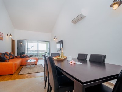 Apartment Two bedroom apartment with balcony and sea view Okrug Gornji, Čiovo A-22182-a - Outdoor photo 8