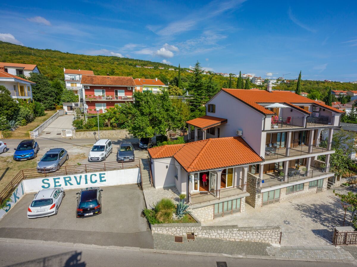 Apartment Three bedroom apartment with terrace and sea view Crikvenica A-22295-a - Outdoor photo 2