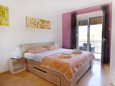Apartment Two bedroom apartment with balcony Umag A-22377-a in Umag - Apartment