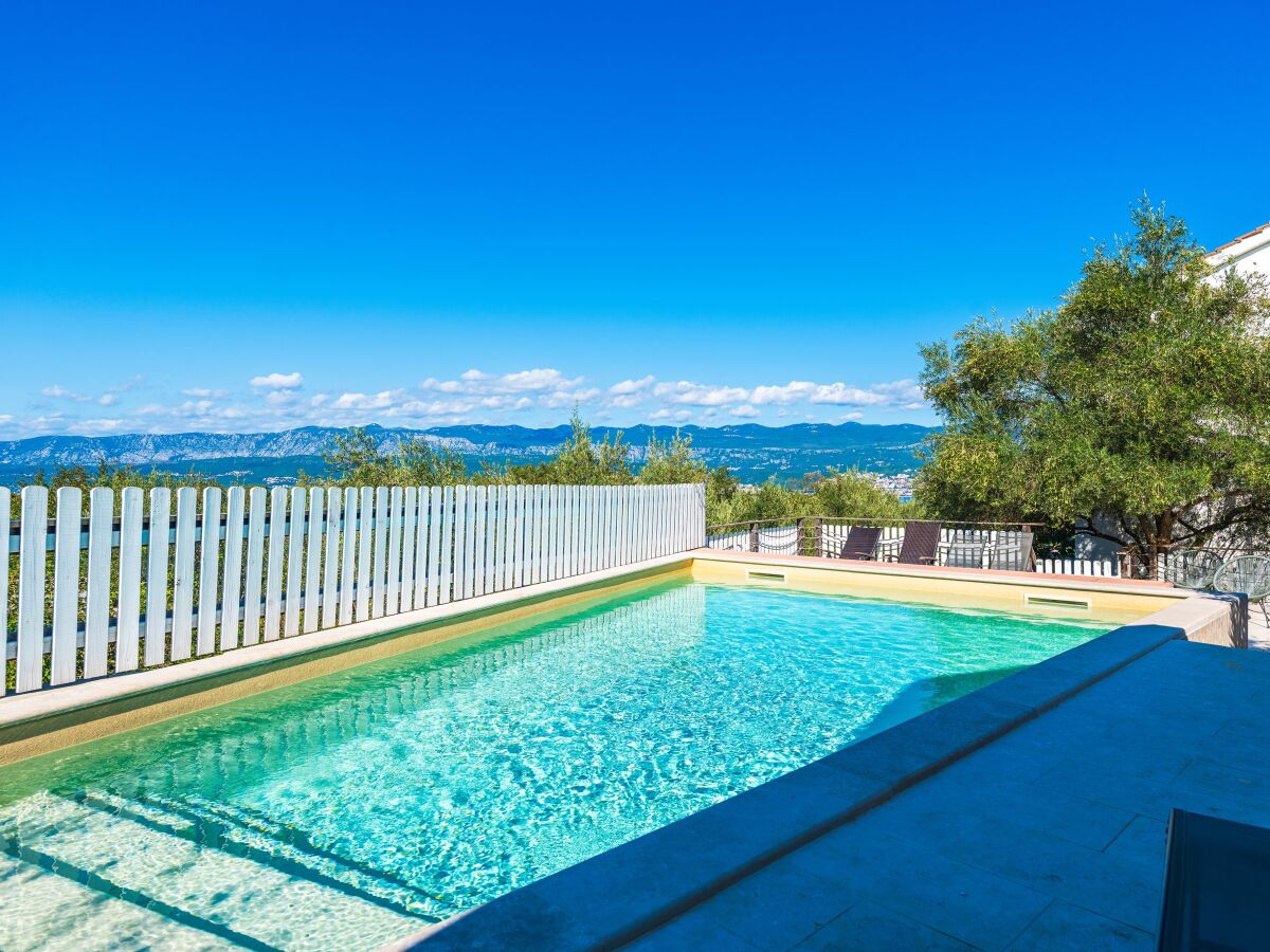 Holiday house Four-bedroom house with terrace and sea view Polje, Krk K-23598