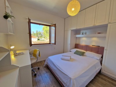 Apartment Three bedroom apartment with terrace and sea view Trogir A-22505-a - Outdoor photo 24