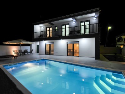 Holiday house Three bedroom house with balcony Privlaka, Zadar K-23636 in Privlaka - Holiday house