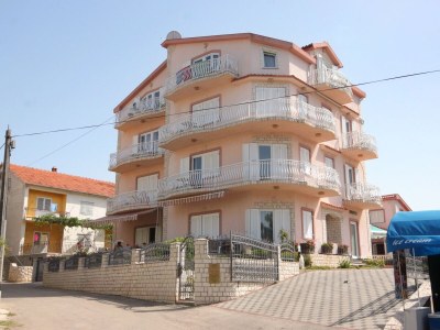 Apartment One bedroom apartment near beach Kraj, Pašman A-334-e - Outdoor photo 5