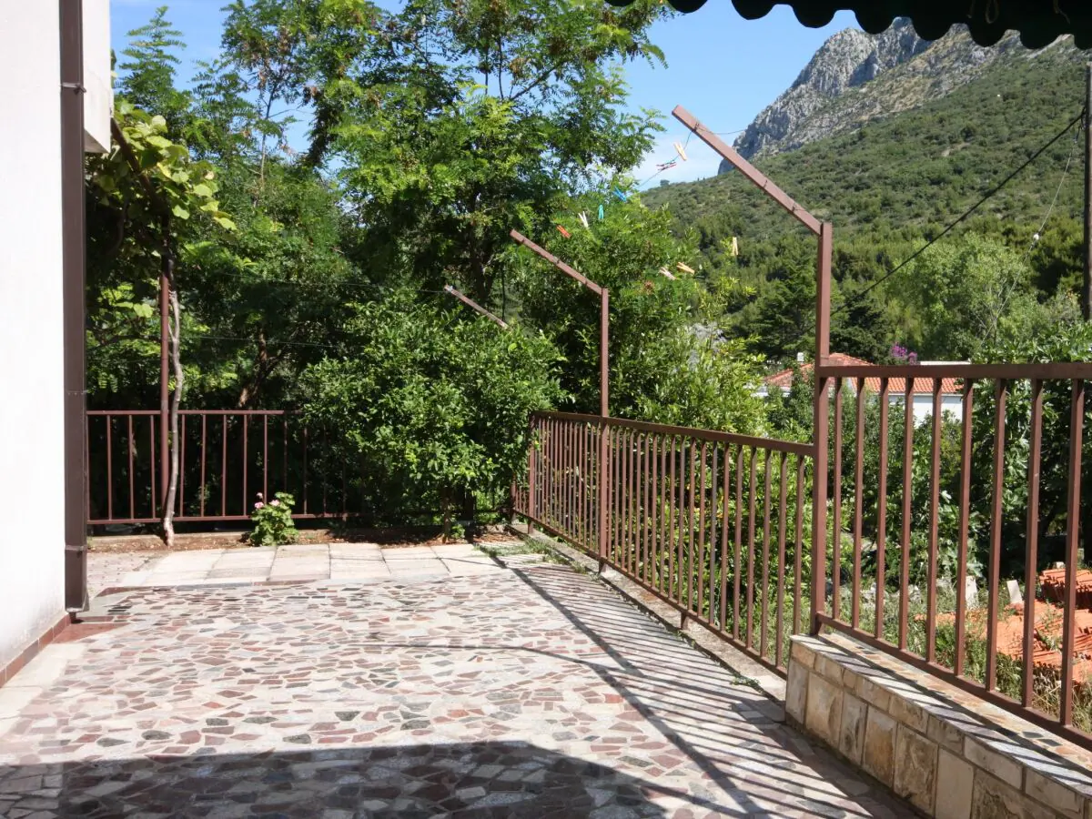 Apartment Two bedroom apartment with terrace Podaca, Makarska A-2617-b