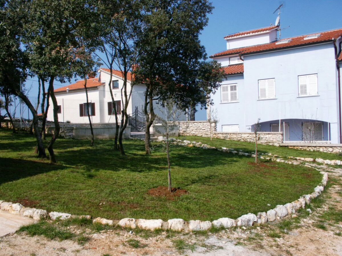 Apartment One bedroom apartment with terrace Vrsar, Poreč A-3007-f - Outdoor photo 5