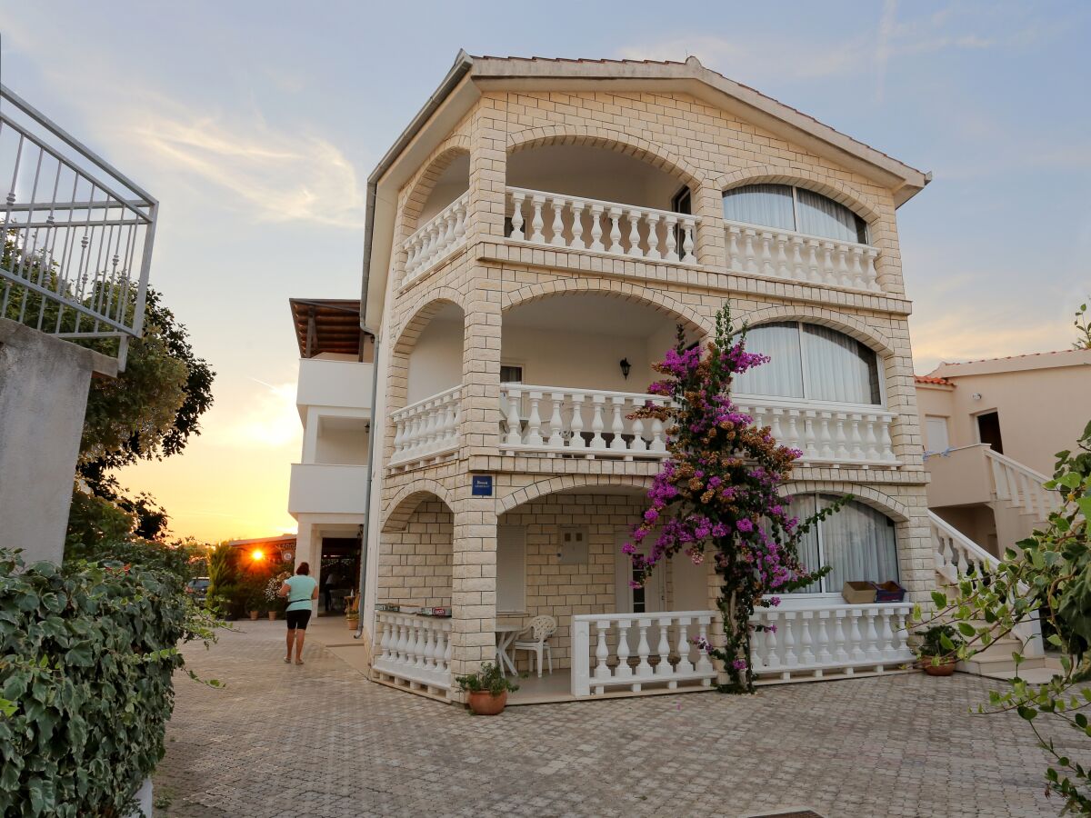 Apartment Two bedroom apartment with terrace and sea view Rogoznica A-4162-m - Outdoor photo 4