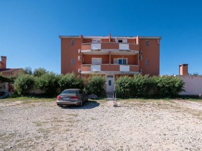 Apartment Two bedroom apartment near beach Ražanac, Zadar A-5766-f - Outdoor photo 3