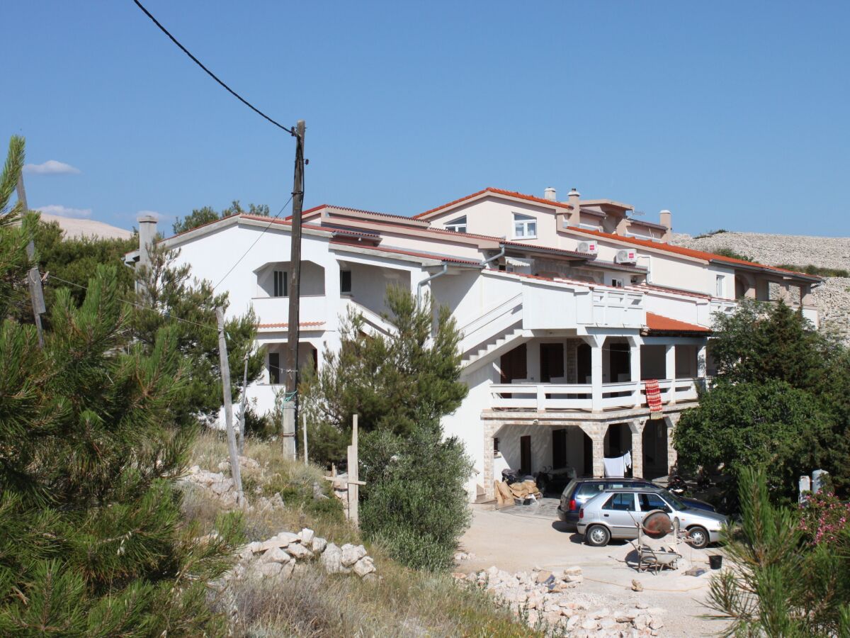 Apartment Two bedroom apartment near beach Kustići, Pag A-6376-f - Outdoor photo 4