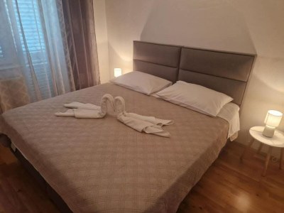 Apartment Three-Bedroom Apartment With Sea View (A2) - Features photo 17