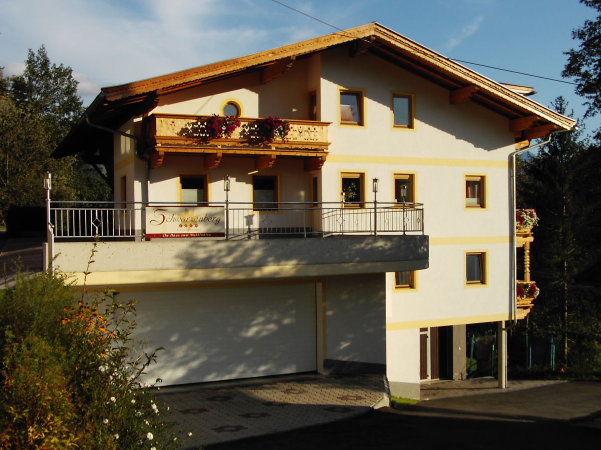 Holiday apartment Haus Schwarzenberg, Schwarzenberg house - Outdoor photo 2