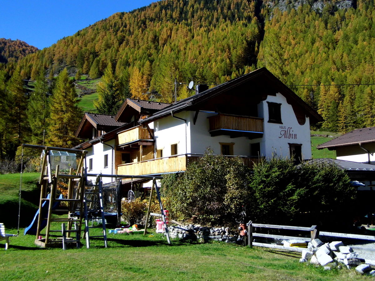 Holiday apartment Albin 2