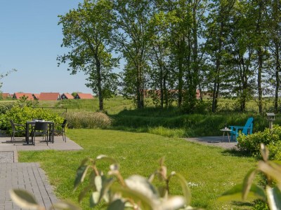 Holiday park Modern Chalet Near Beach - Outdoor photo 2