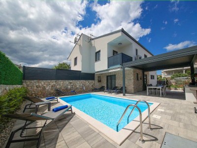 Holiday house Holiday house ZOROO with private pool in Malinska - Holiday house