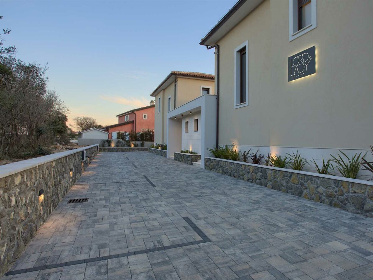 Villa Villa LADY with heated pool, jacuzzi and sauna - Outdoor photo 2