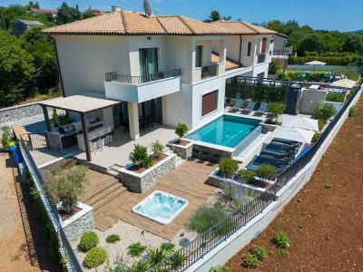 Villa Villa LADY with heated pool, jacuzzi and sauna - Environment photo 26