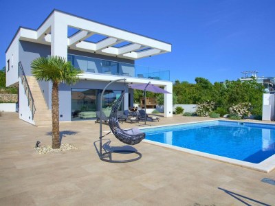 Villa Villa QUADRA with heated pool - Outdoor photo 11