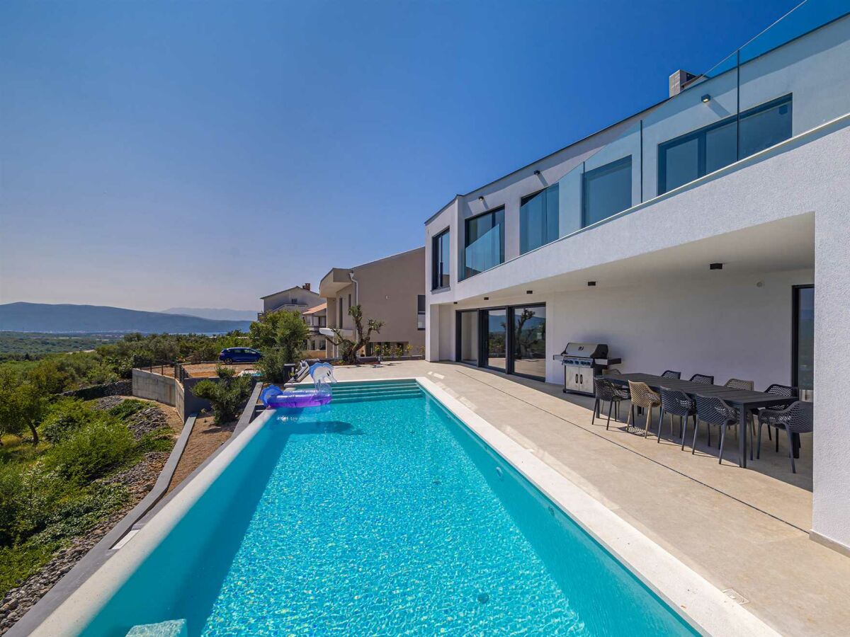 Villa Villa ELEVATION with heated pool