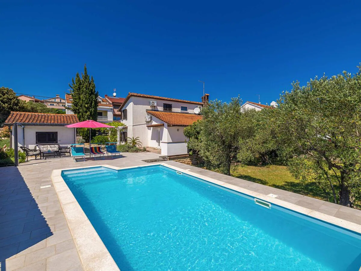 Villa Holiday house LEDINE with pool