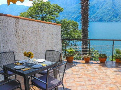 Holiday apartment Casa Roccia Nr. 1 in Pino sulla sponda del Lago Maggiore, - Holiday apartment