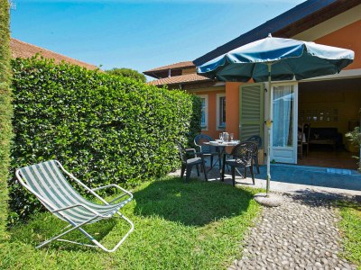 Holiday house Apartment Le Rose in Intra - Holiday house