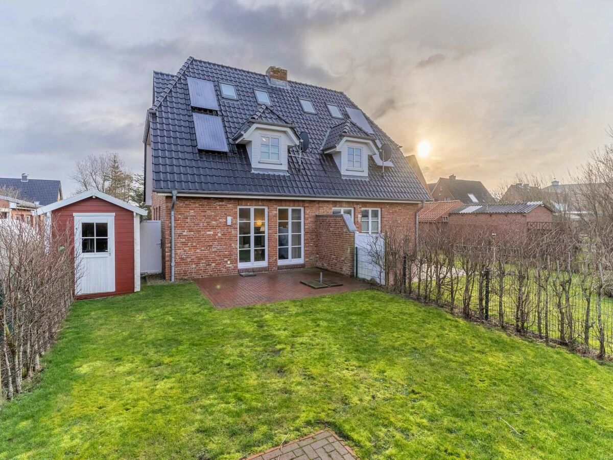 Holiday house Doppelhaushälfte in St. Peter-Ording - Outdoor photo 2