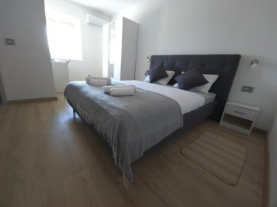 Apartment Rooms Burnum - Double Room 3 - Features photo 11