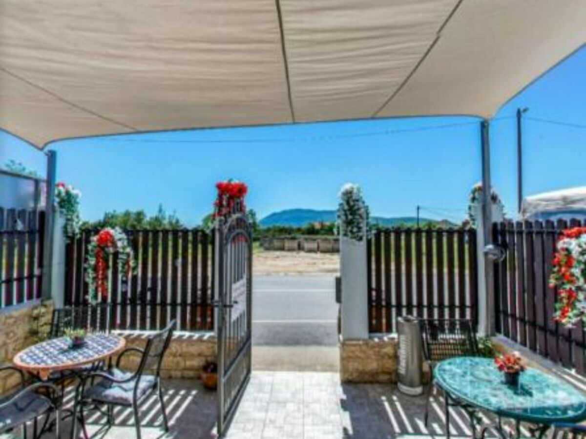 Apartment Rooms Burnum - Double Room 5 - Outdoor photo 3